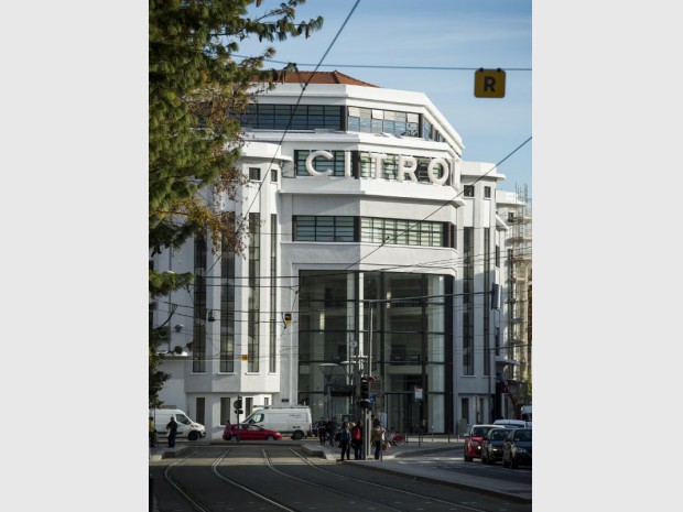 L'ancien garage Citroën à Lyon, devenu New Deal rénové par 6ème Sens Immobilier