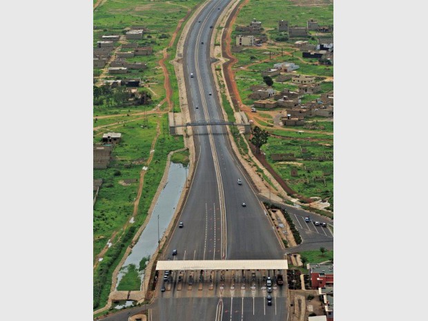 Livraison de l'autoroute de l'Avenir à Dakar par Eiffage Sénégal