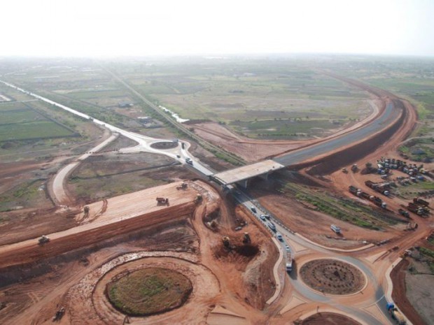 Livraison de l'autoroute de l'Avenir à Dakar par Eiffage Sénégal