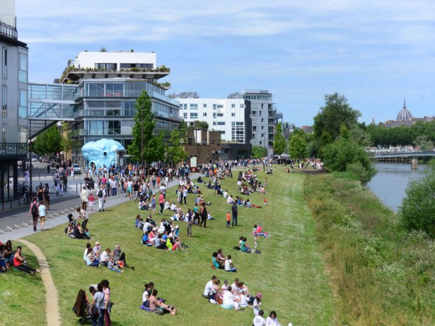 Quai François Mitterrand. Ecole Nationale Supérieure d'Architecture de Nantes (ENSAN). L'Absence, création de l'Atelier Van Lieshout. Nantes (Loire-Atlantique)