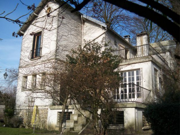 Une maison transformée par une seconde peau