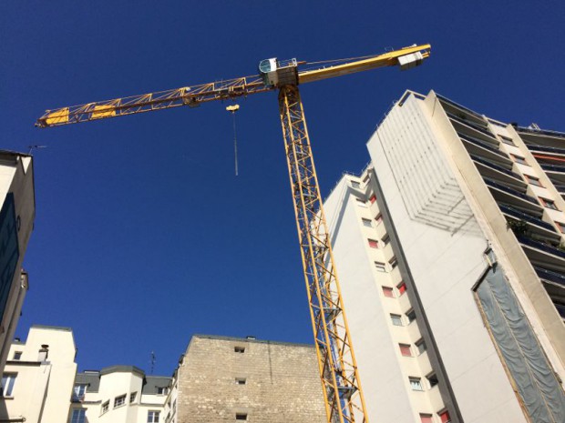 Construction grue