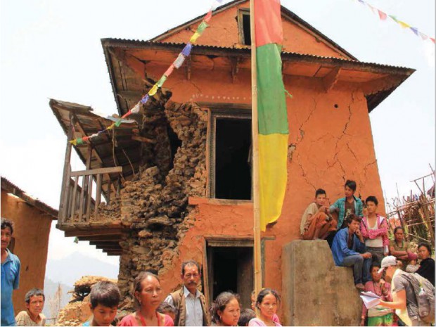 Les Architectes de l'Urgence au Népal un an après le tremblement de terre. 