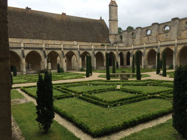 Travaux de restauration et de valorisation de l'abbaye de Royaumont dans le Val d'Oise