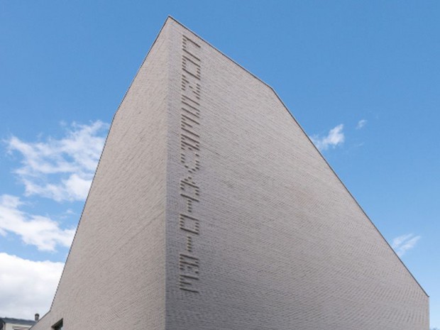 Façade du conservatoire de Versailles