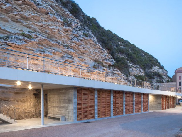 Réalisation d'un équipement pour le port de pêche de Bonifacio