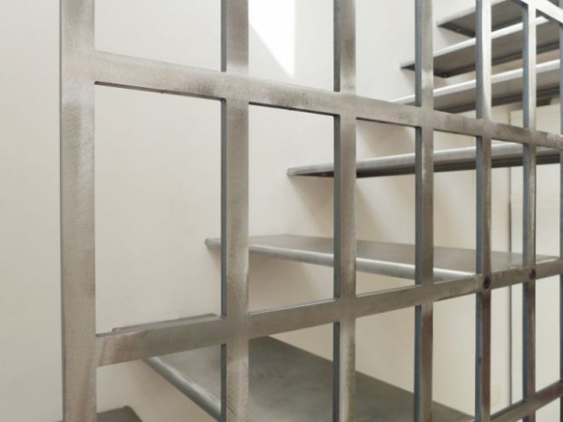Une escalier en acier pour redynamiser une pièce