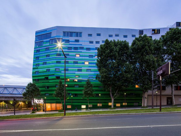 Réalisation de l'hôtel Hipark Paris La Villette par Manuelle Gautrand Architecture