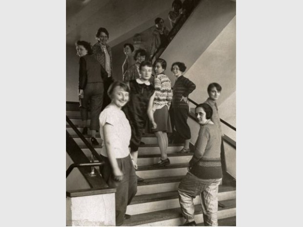 Des étudiants de l'école du Bauhaus