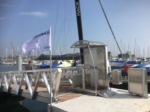 2ème des Trophées des ascenseurs : Trophée Catégorie ''Technologies'' Métalu SAS : Mariner Lift, première passerelle-cabine pour pont flottant