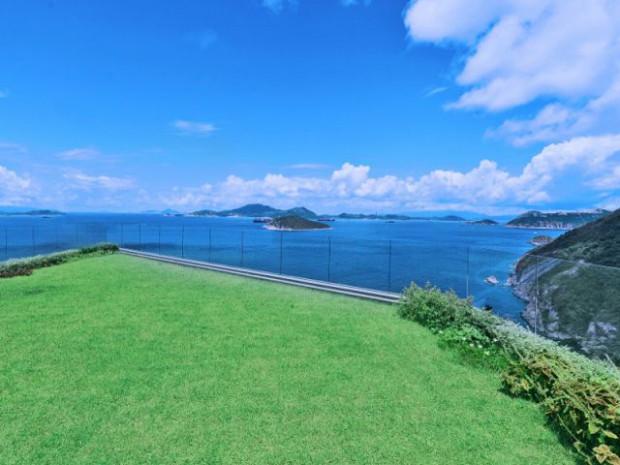 Ribbon House : Une toiture-terrasse à la vue imprenable sur la mer