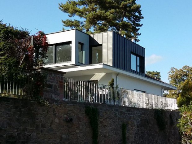 Un style contemporain qui se marie à une architecture des années 60