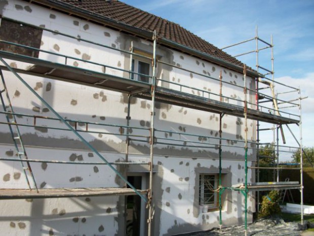 Isolation thermique par extérieur pour une maison