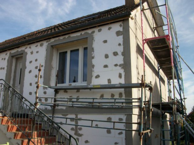 Isolation thermique par extérieur pour une maison