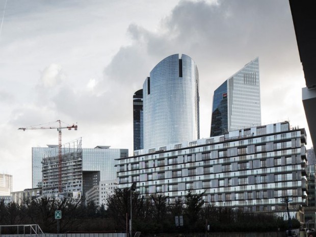 Livraison du One/Ilot 19, immeuble résidentiel mixte à Nanterre-La Défense par Farshid Moussavi Architecture