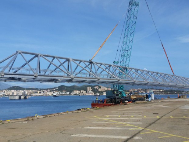 Passerelle en aluminium port d'Ajaccio