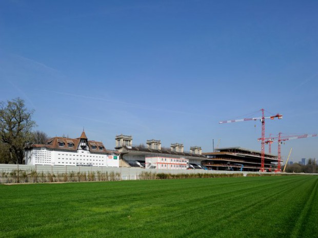 Rénovation de l'hippodrome de Longchamp réalisée par Bouygues Bâtiment Ouvrages Publics