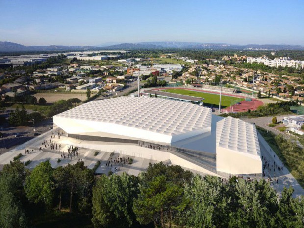 Réalisation de la halle d'athlétisme couverte de Miramas (Bouches-du-Rhône)