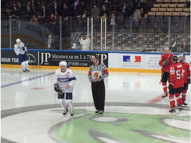 L'Accor Hotels Arena  de Paris-Bercy transformée en patinoire à l'occasion du mondial de hockey-sur-glace 2017
