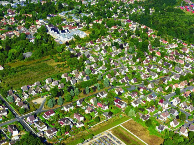 80 logements sociaux à Cesson (Seine-et-Marne) réalisés pour 3F par l'agence d'architecture MDNH dans le cadre de la revitalisation des centres-bourgs