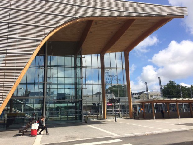 Livraison de la nouvelle gare de Lorient-Bretagne Sud par AREP pour l'arrivée de la LGV en juillet 2017