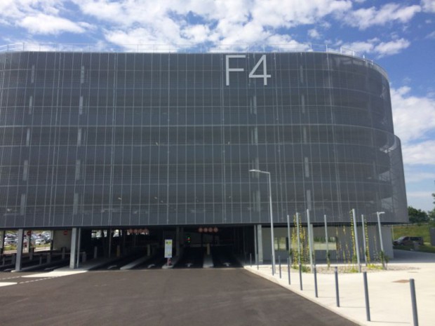 Réception en mai 2017 du parking de l'EuroAirPort, aéroport Bâle-Mulhouse-Fribourg réalisé par DeA architectes