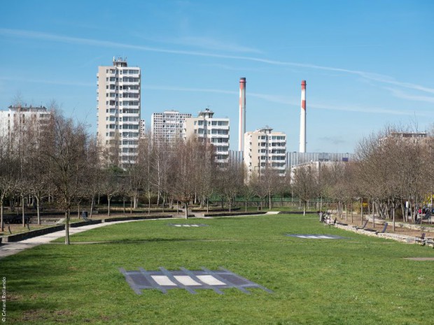 La future gare du Grand Paris Express Le Vert de Maisons, située à à la limite entre Alfortville, à l'ouest, et Maisons-Alfort, à l'est, (Val-de-Marne)et imaginée par le cabinet d'architectes Valode et Pistre.