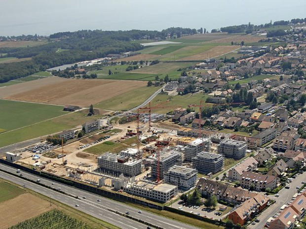 Découverte du premier éco-quartier "Eikenøtt" livré à Gland (Suisse) en 2014 par Losinger Marazzi, filiale suisse de Bouygues Construction
