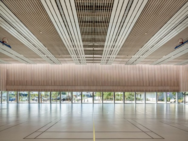 Réalisation du groupe scolaire Simone Veil et gymnase Colette Besson imaginé à Lingolsheim (Bas-Rhin) par Richter Architectes et associés 