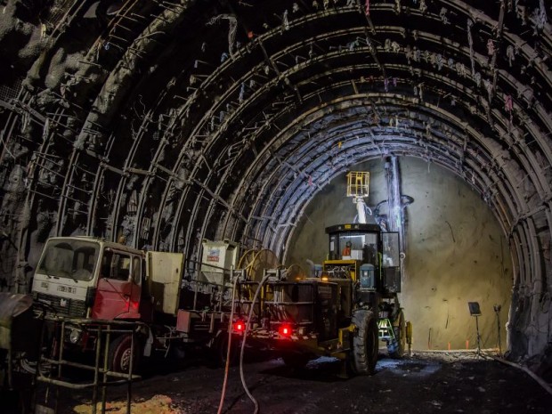 Découverte le 27 octobre 2017 du tunnel de reconnaissance de Saint-Martin-La-Porte (Savoie) de la nouvelle ligne ferroviaire Lyon-Turin