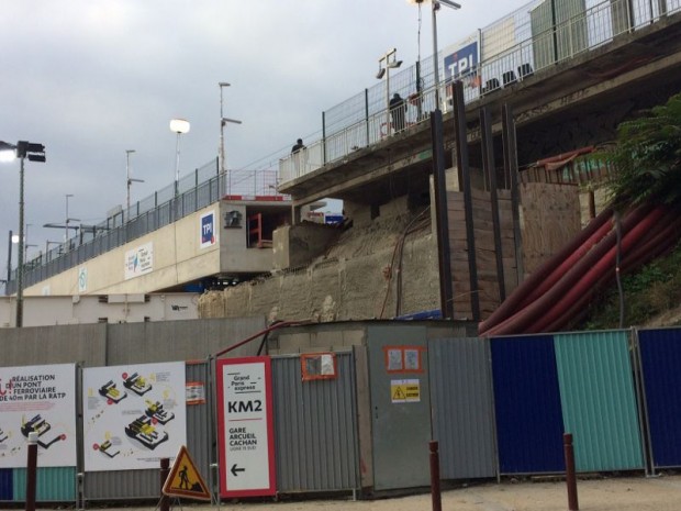 Ripage de la dalle le 2 novembre 2017 de la gare d'Arcueil-Cachan du Grand Paris Express