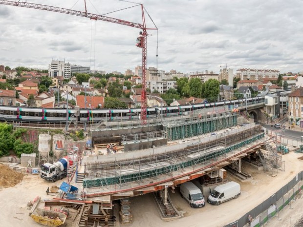 Ripage de la dalle le 2 novembre 2017 de la gare d'Arcueil-Cachan du Grand Paris Express