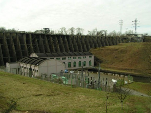 Barrage de Vézins