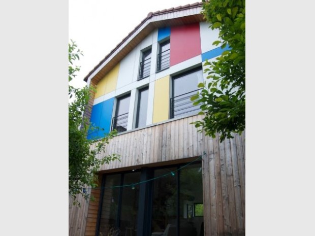 La façade sud est un clin d'&oelig;il à Mondrian 