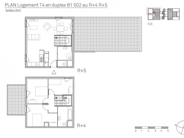 Immeuble de logements avec une pièce en plus