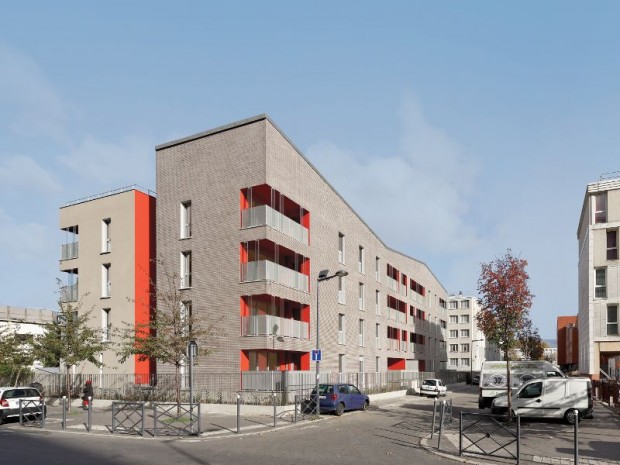 Trois immeubles à Villeneuve-le-Garenne