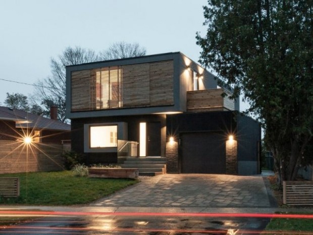 Flipped House, la maison aux espaces inversés, vue de nuit