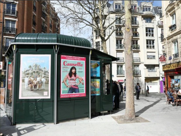 Nouveau kiosque parisien