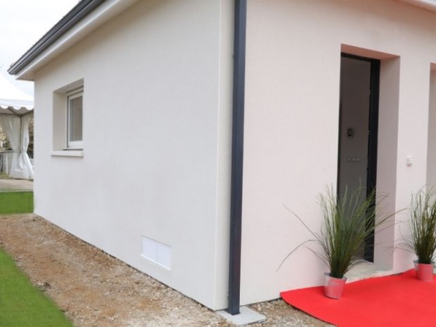 Une maison sous surveillance grâce à des sondes et une station météo