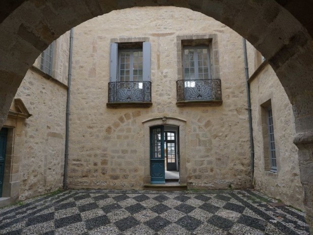 Cour_caladée musée Lodève