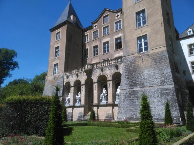 Partie centrale arrière château Ansembourg