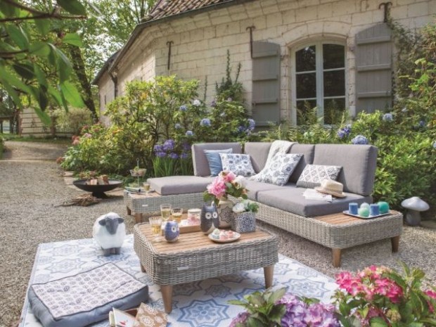 Une terrasse en gravillons