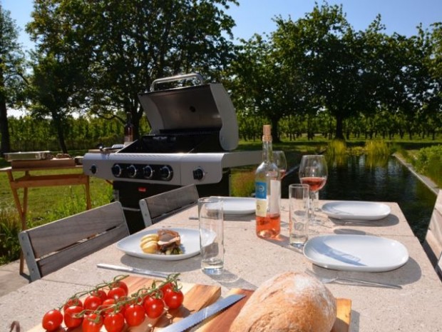 Une cuisine d'extérieur d'appoint facile à mettre en place