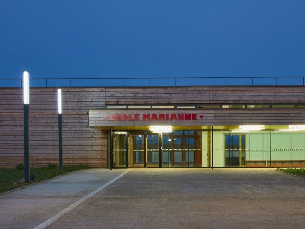 Entrée du groupe scolaire Marianne