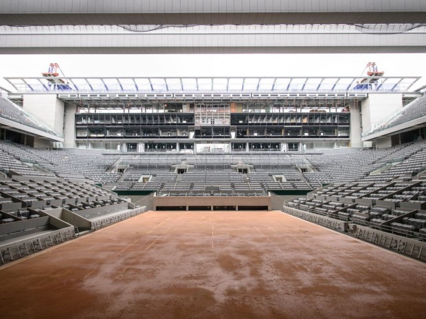 A Roland-Garros, un toit rétractable couvre le court central