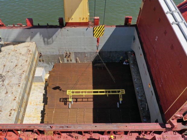 Chantier NGE en Uruguay, arrivée de 200km de rails