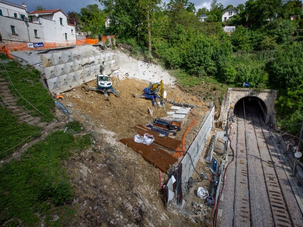 Chantier ferroviaire NGE / SNCF Réseau Sèvres-Ville d'Avray