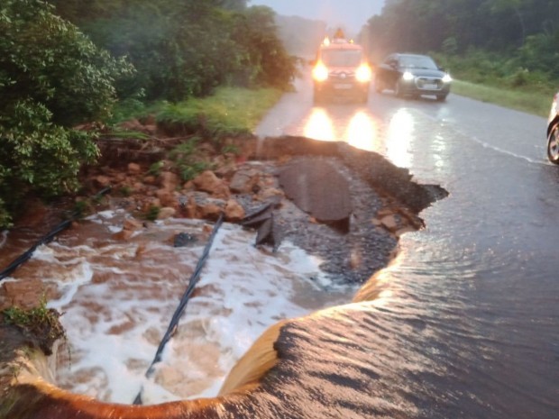 Guyane route nationale effondrée