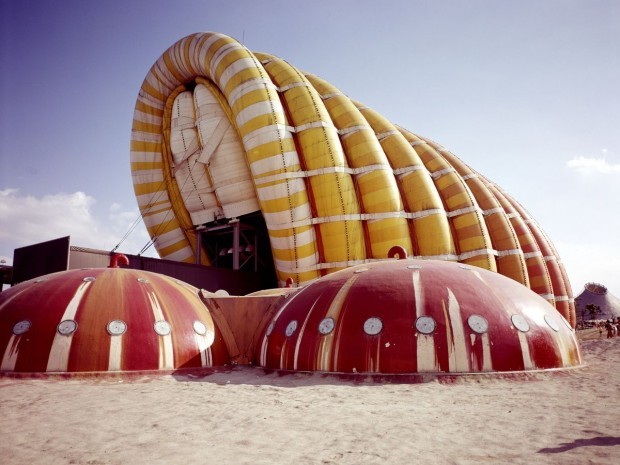 Plongez dans l'univers de l'architecture gonflable ...