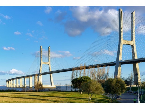 Pont Vasco-de-Gama, Lisbonne